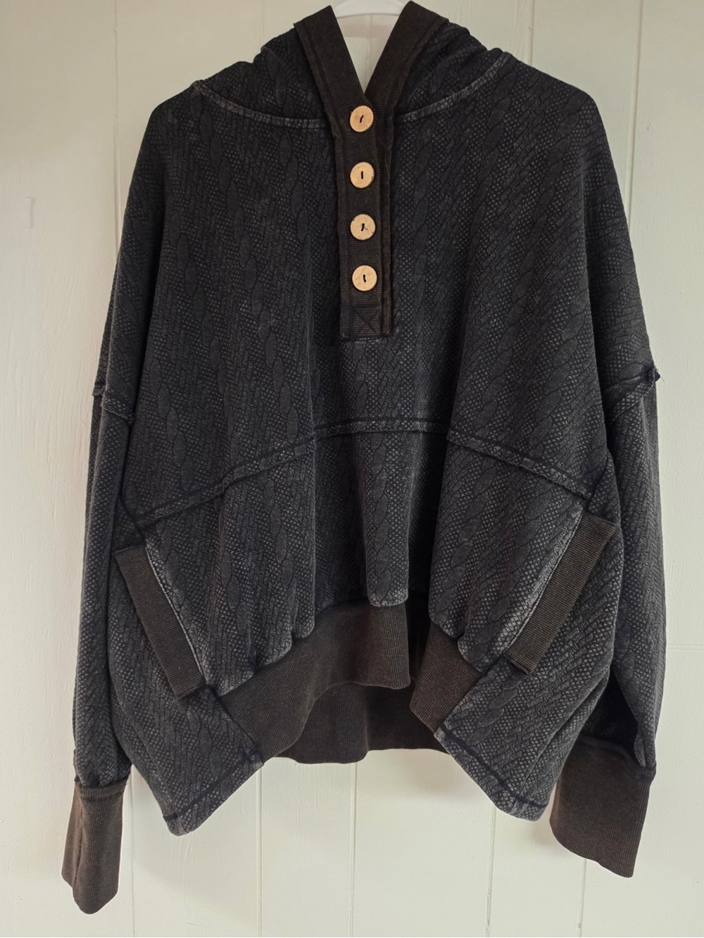 White Birch Women’s Hooded Sweater- Size 1X